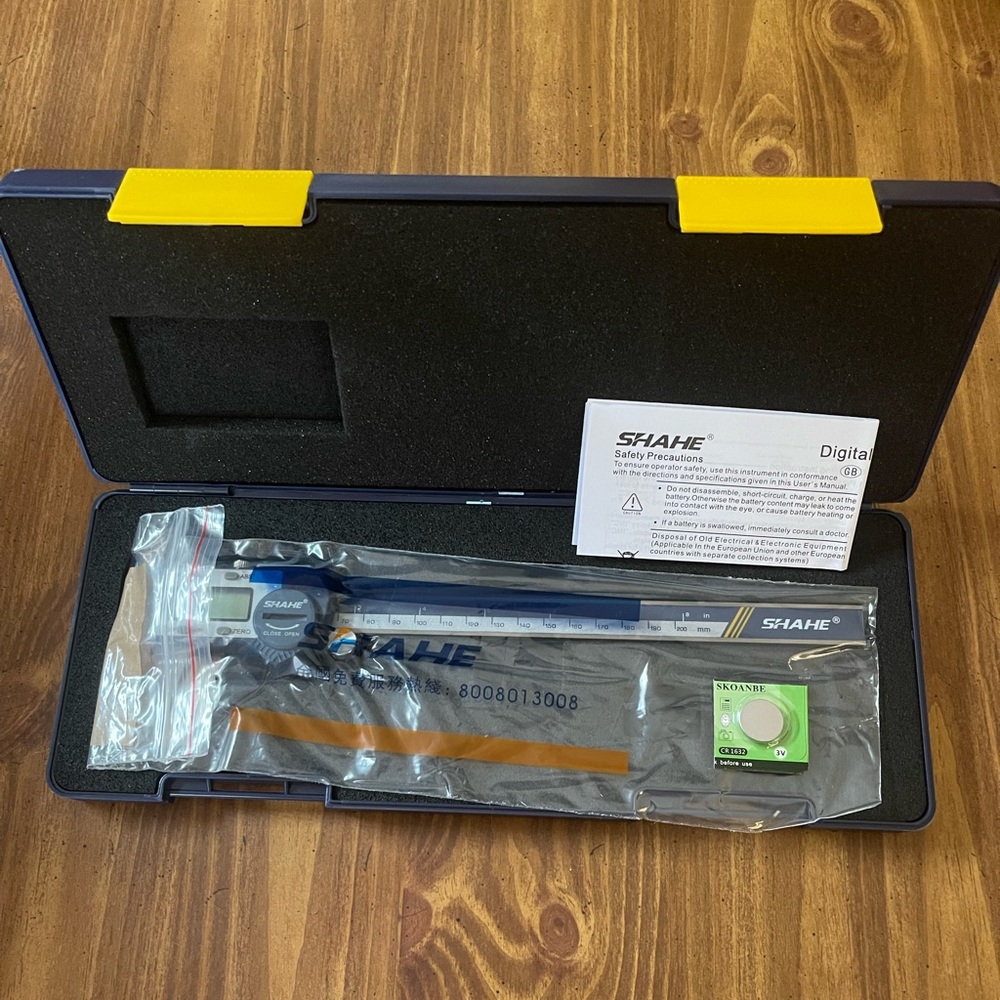 Electronic Digital Caliper Gauge Micrometer With LCD Screen/ 8 Inch / 200mm